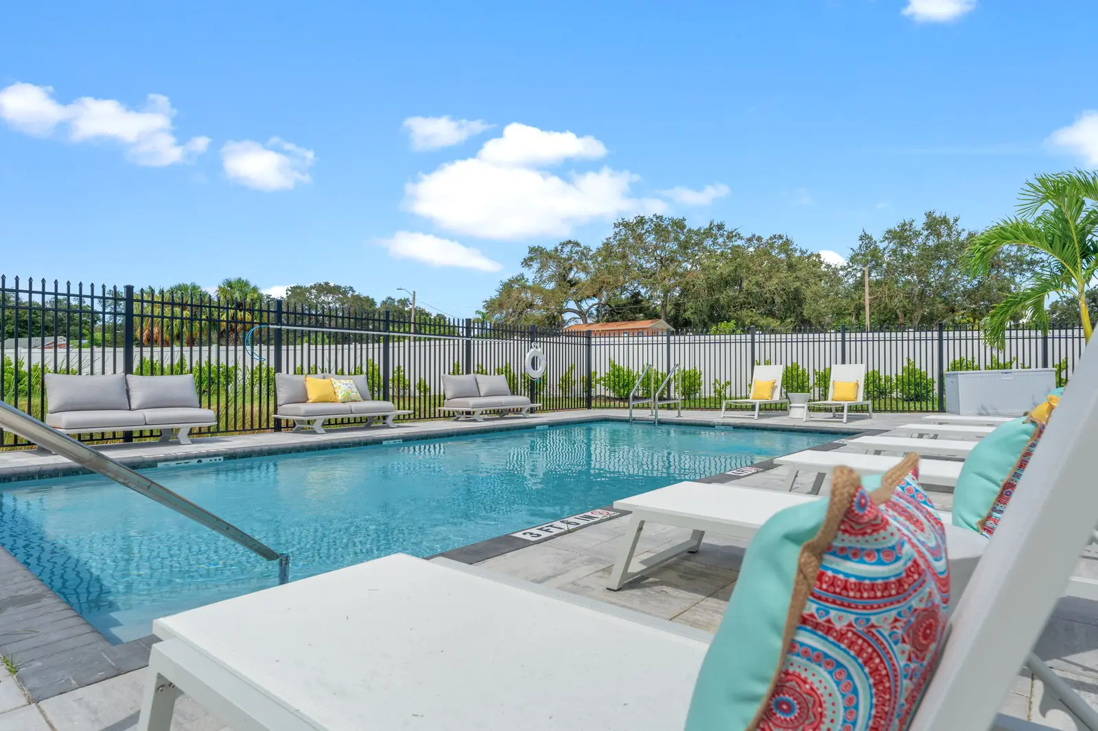 Exterior residence 6216 at Latitudes in the Park, Pinellas Park FL, photo 3