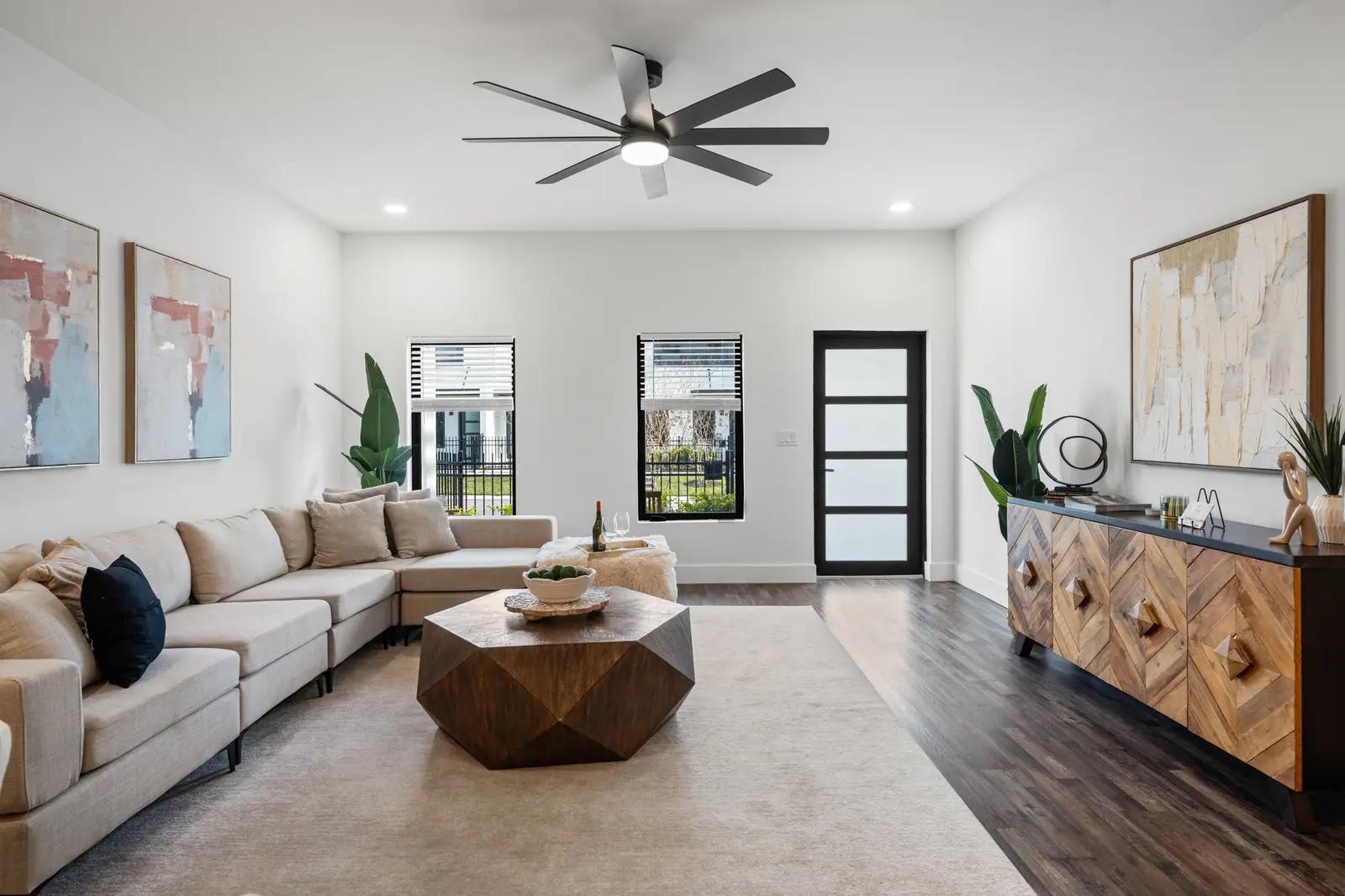 Interior residence 6206 at Latitudes in the Park, Pinellas Park FL, photo 11