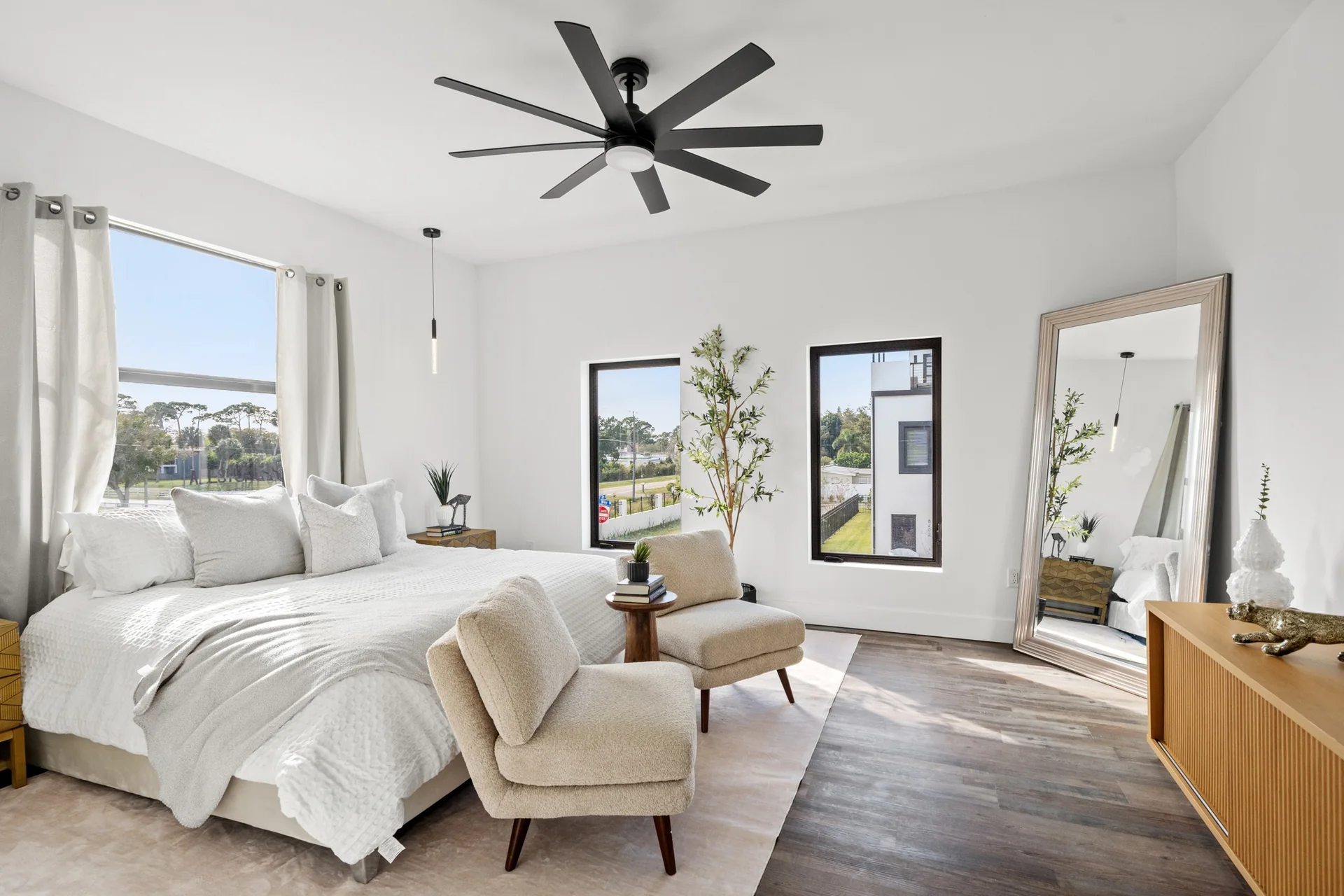 Residence 6206 second bedroom at Latitudes in the Park, Pinellas Park, Florida